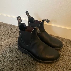 Womens black blundstones classic Chelsea boot